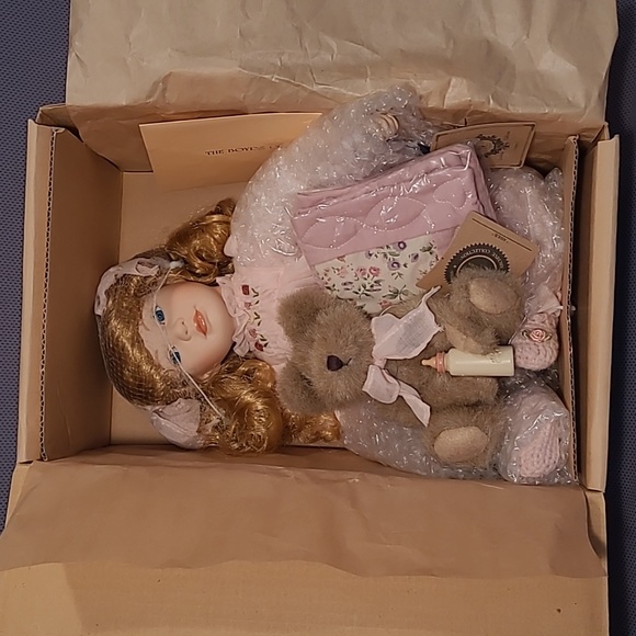 Boyds The Yesterdays' Child Doll Collection Limited Edition Cheryl & Ashlie - Picture 6 of 8